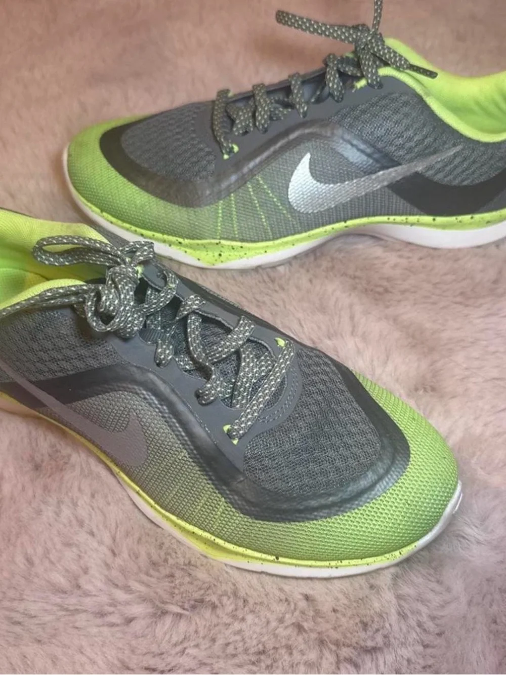 Nike Flex TR6 green & grey training shoes